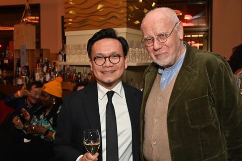 Screen Hong Kong night